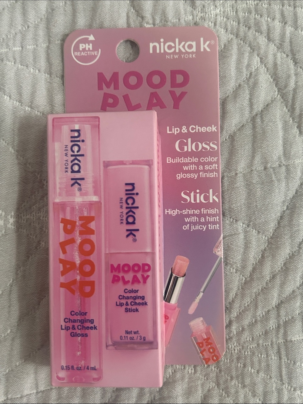 Mood Play Color-Changing Lip & Cheek Gloss Stick — Pink